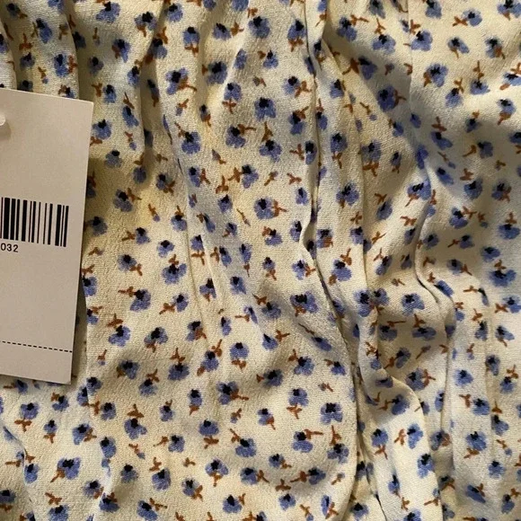 Forever 21 flowy floral skort size small NWT - Picture 4 of 4